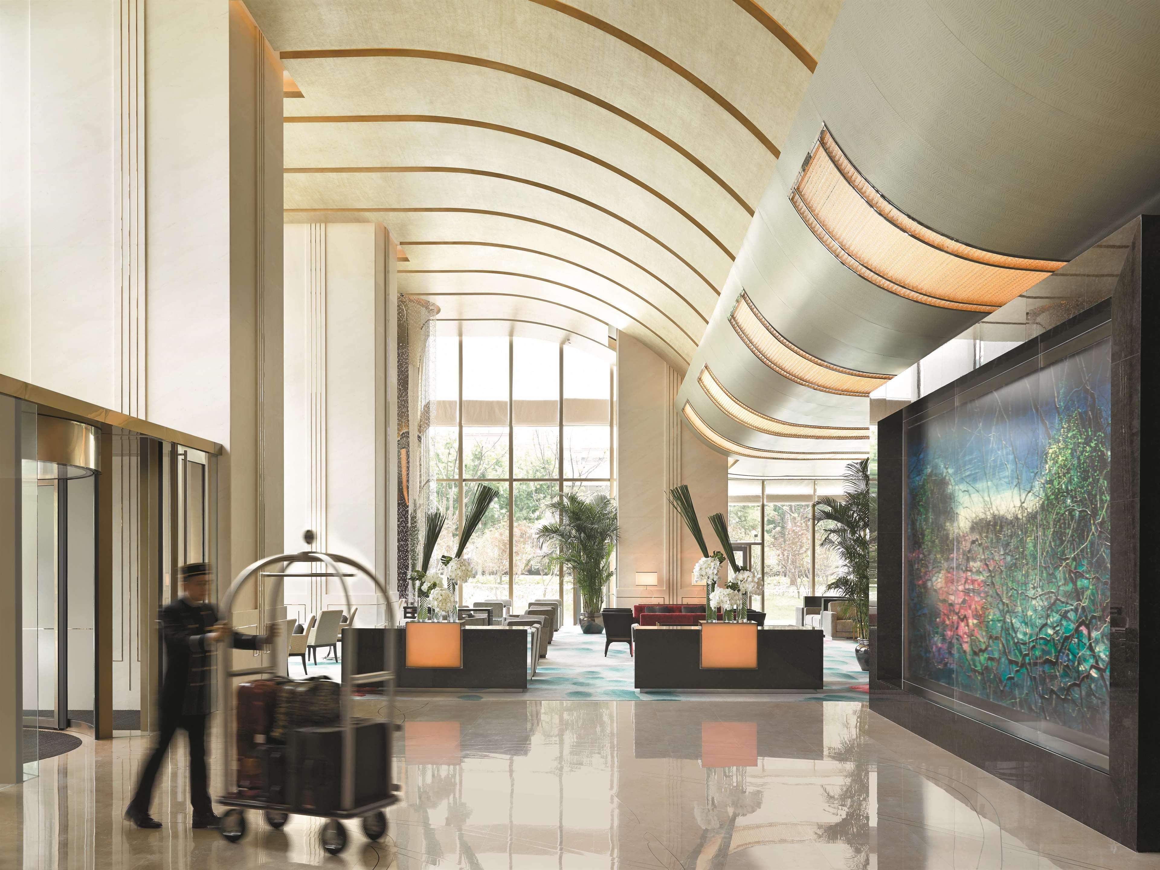 Jing An Shangri-La, Shanghai Exterior photo