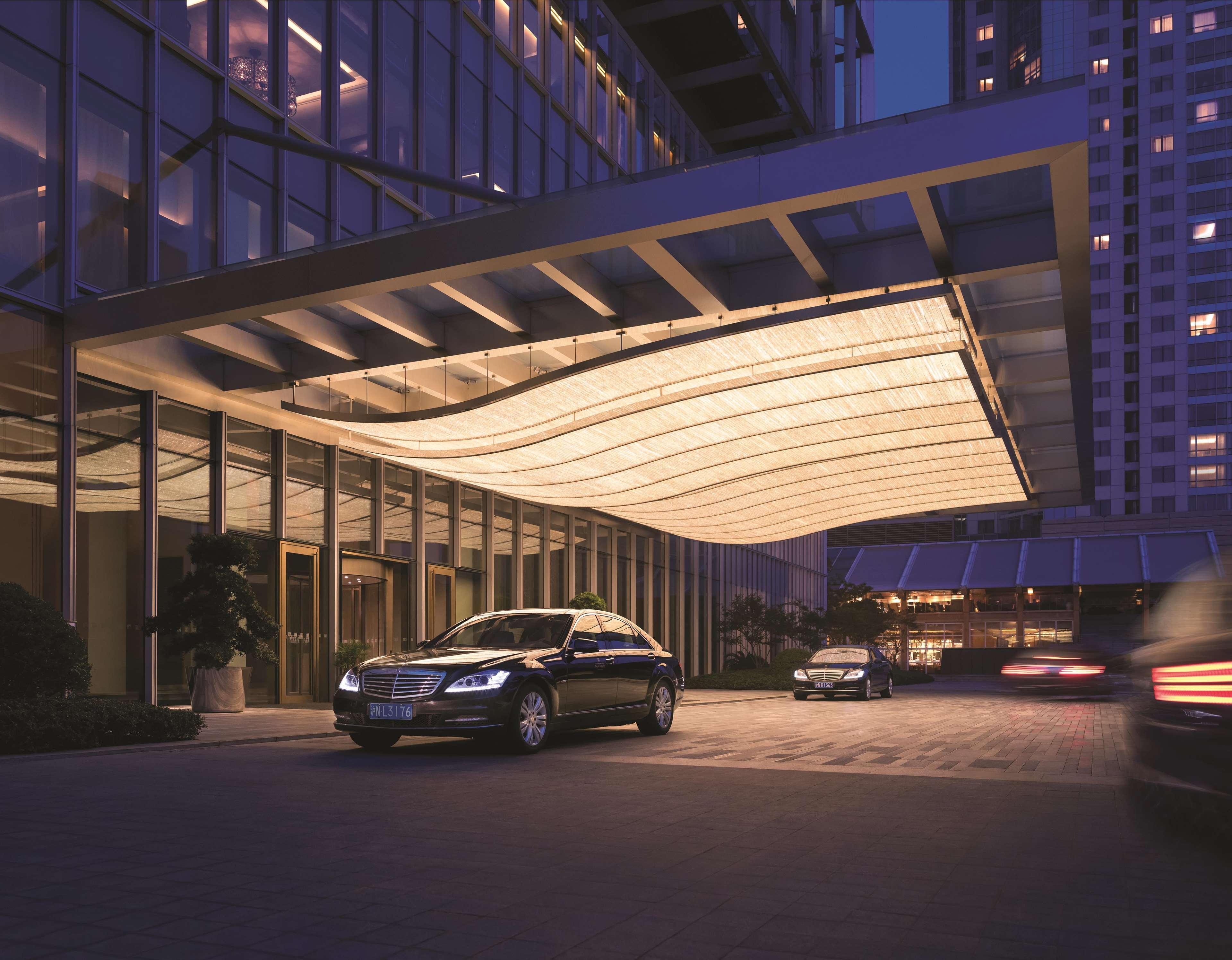 Jing An Shangri-La, Shanghai Exterior photo